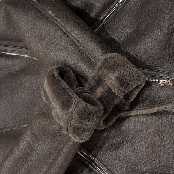 Dark dark olive Shearling Jacket - Picture 3 of 10